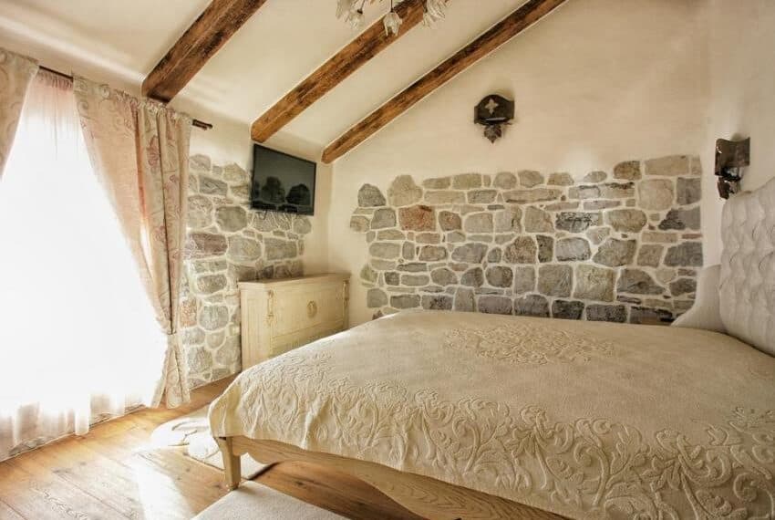 Beautiful stone villa in Rezevici, Budva