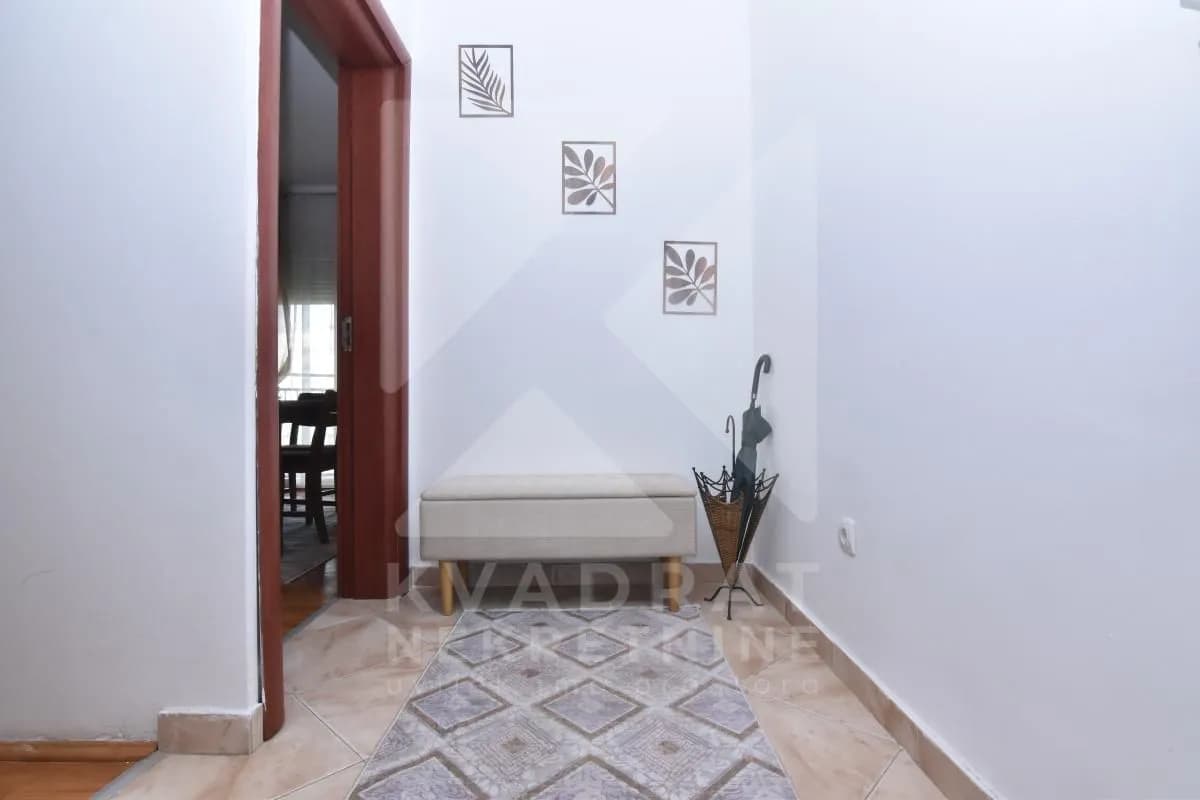 Izdavanje, jednosoban stan, 50m², Zabjelo, Podgorica