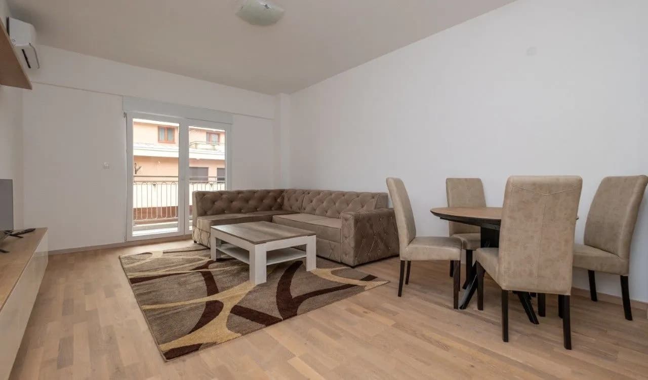 Izdavanje, jednosoban stan, 58m², Momišići, Podgorica