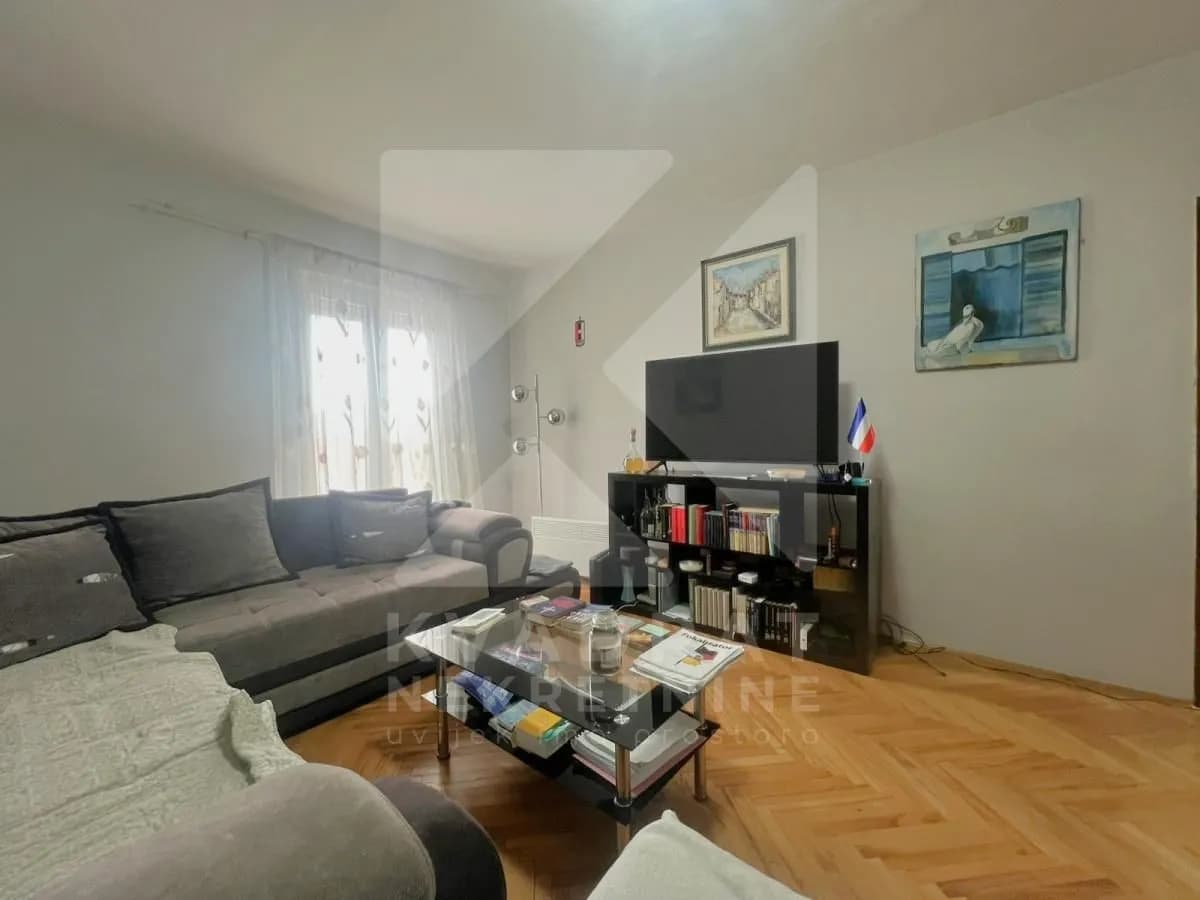 Izdavanje, jednosoban stan, 65m², Malo Brdo, Podgorica