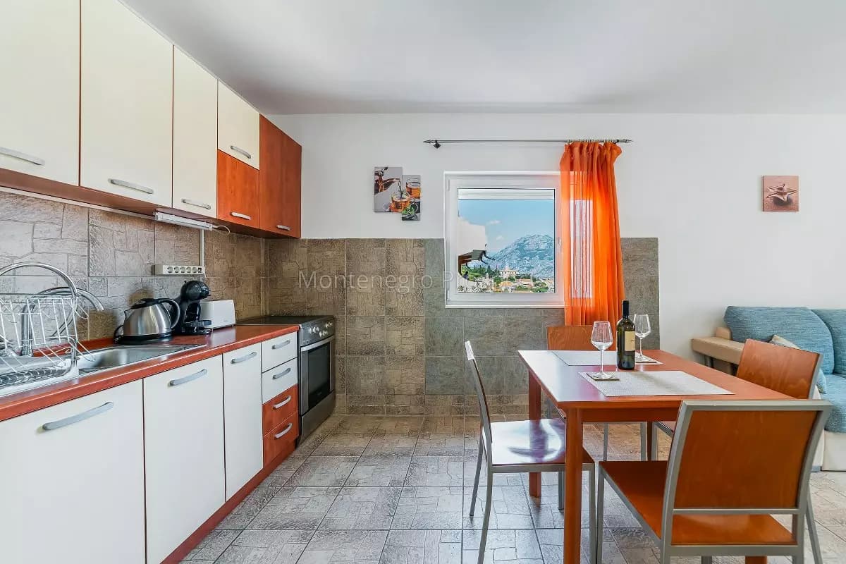 Jednosoban stan sa pogledom na more u Prčnju