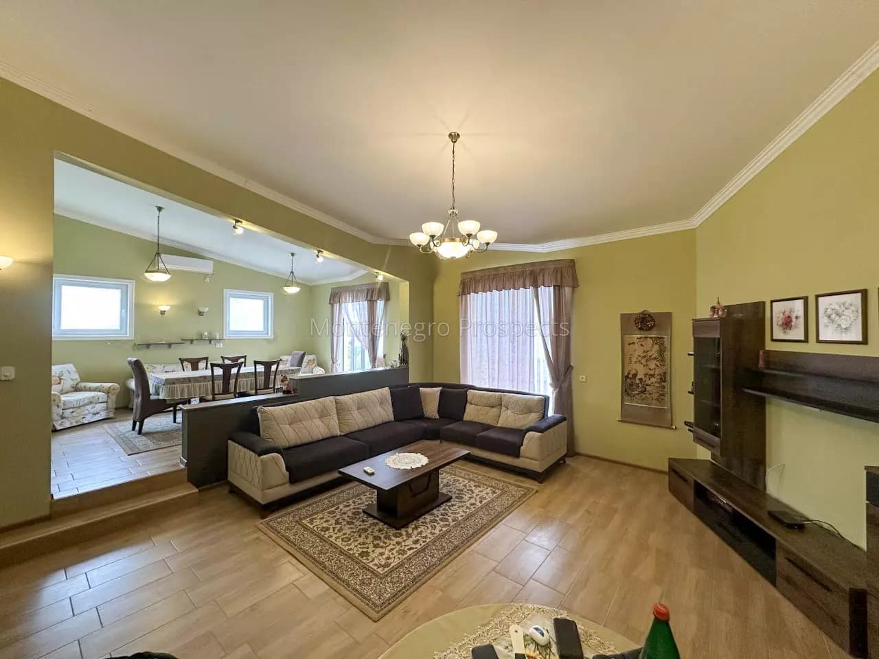 Kuća sa velikim imanjem i pogledom na more, Dobre Vode