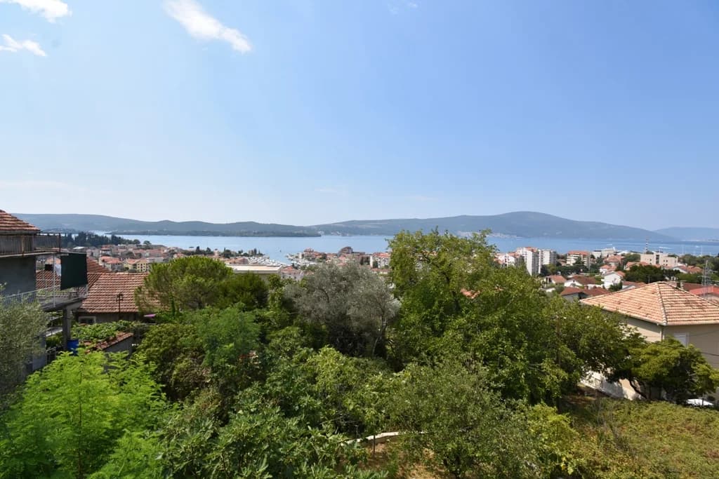 Kuća, Tivat