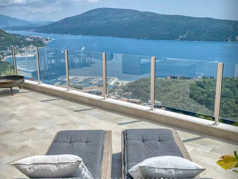 Luksuzna vila sa panoramskim pogledom na more, Podi, Herceg Novi