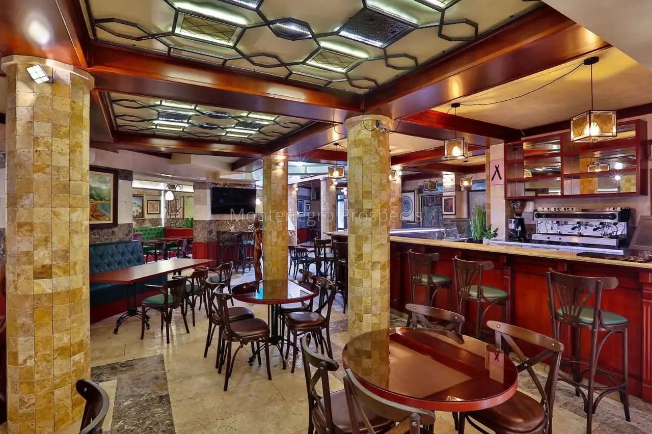 Poslovni prostor u funkciji restorana na odličnoj lokaciji, Budva centar