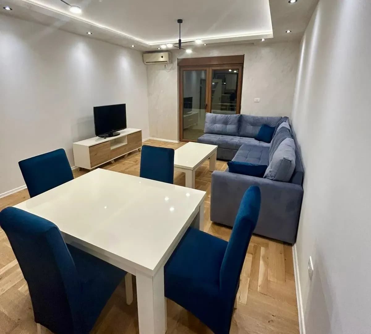 Prodaja, dvosoban stan, 80m², City Kvart, Podgorica