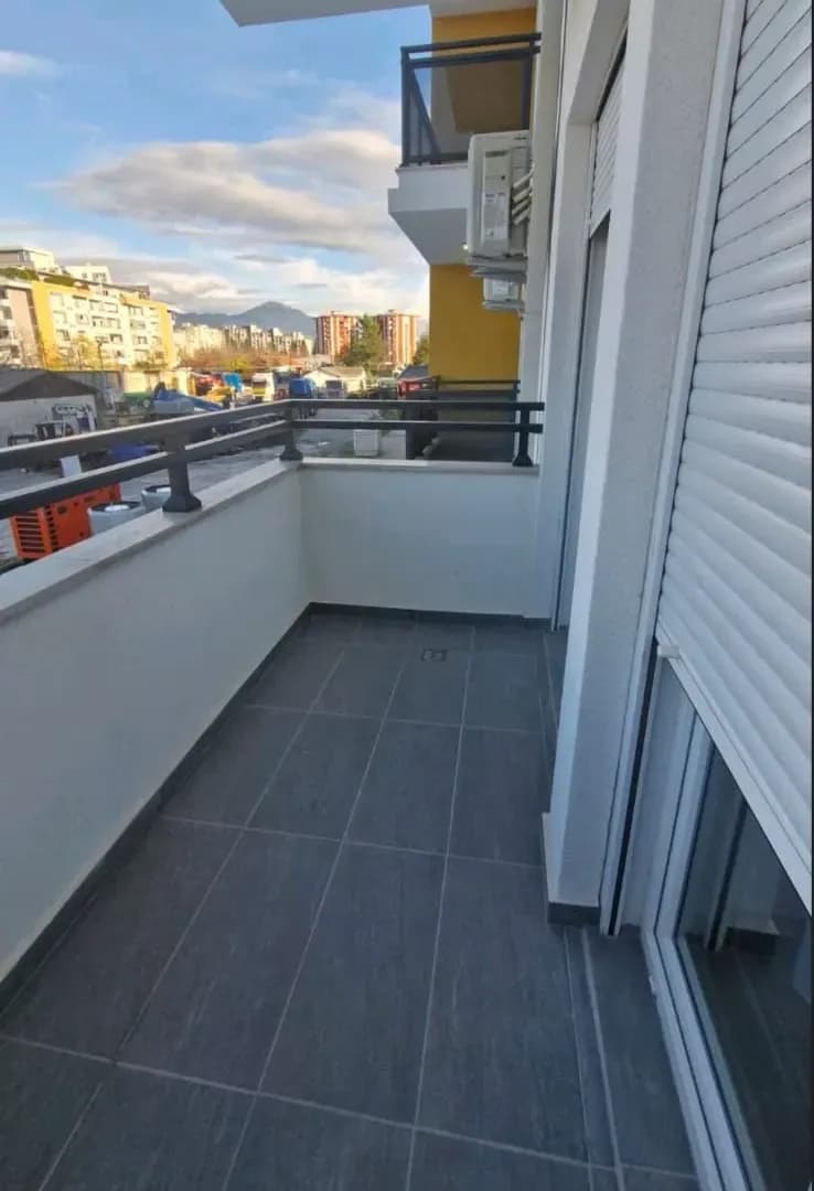Prodaja, jednosoban stan, 44m², Pobrežje, Podgorica