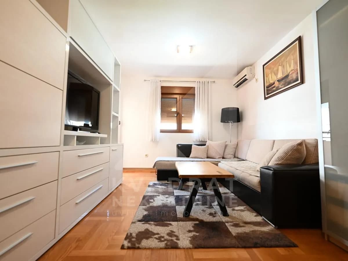 Prodaja, jednosoban stan, 44m², Stari Aerodrom, Podgorica