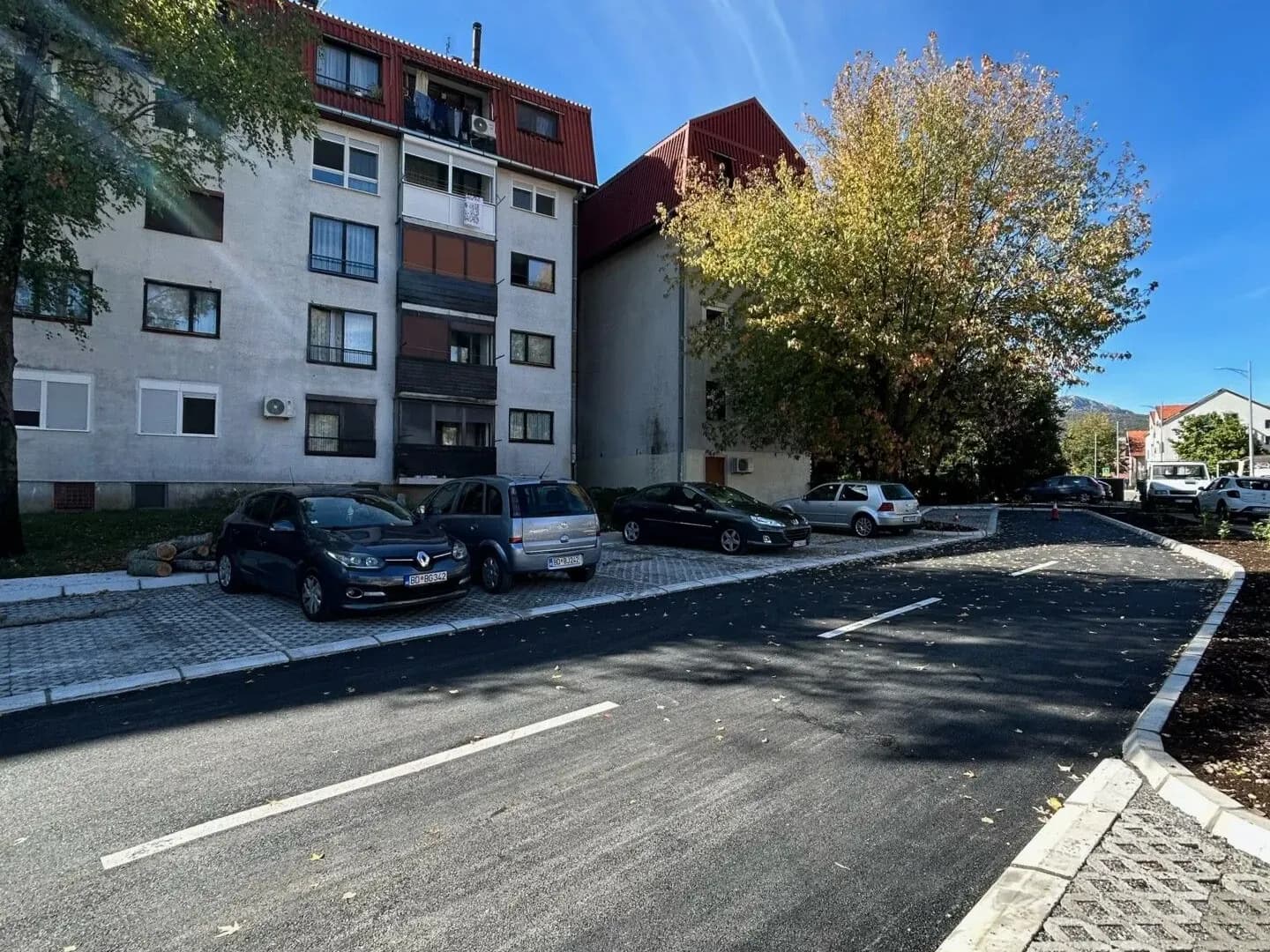 Prodaja, trosoban stan, 82m², Centar, Cetinje