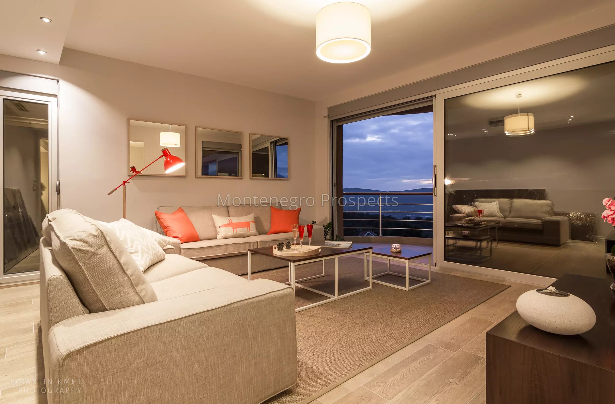 Prostran dvosoban stan sa odličnim pogledom na more, Kavač