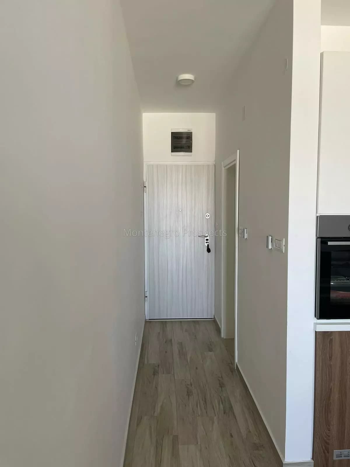 Studio apartman u komplesku, prva linija do mora, Dobra Voda